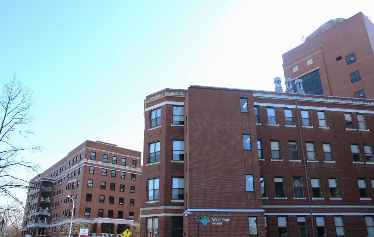 Steps Away From Hospital - 2 Queen Bed - City View Pittsburgh Buitenkant foto
